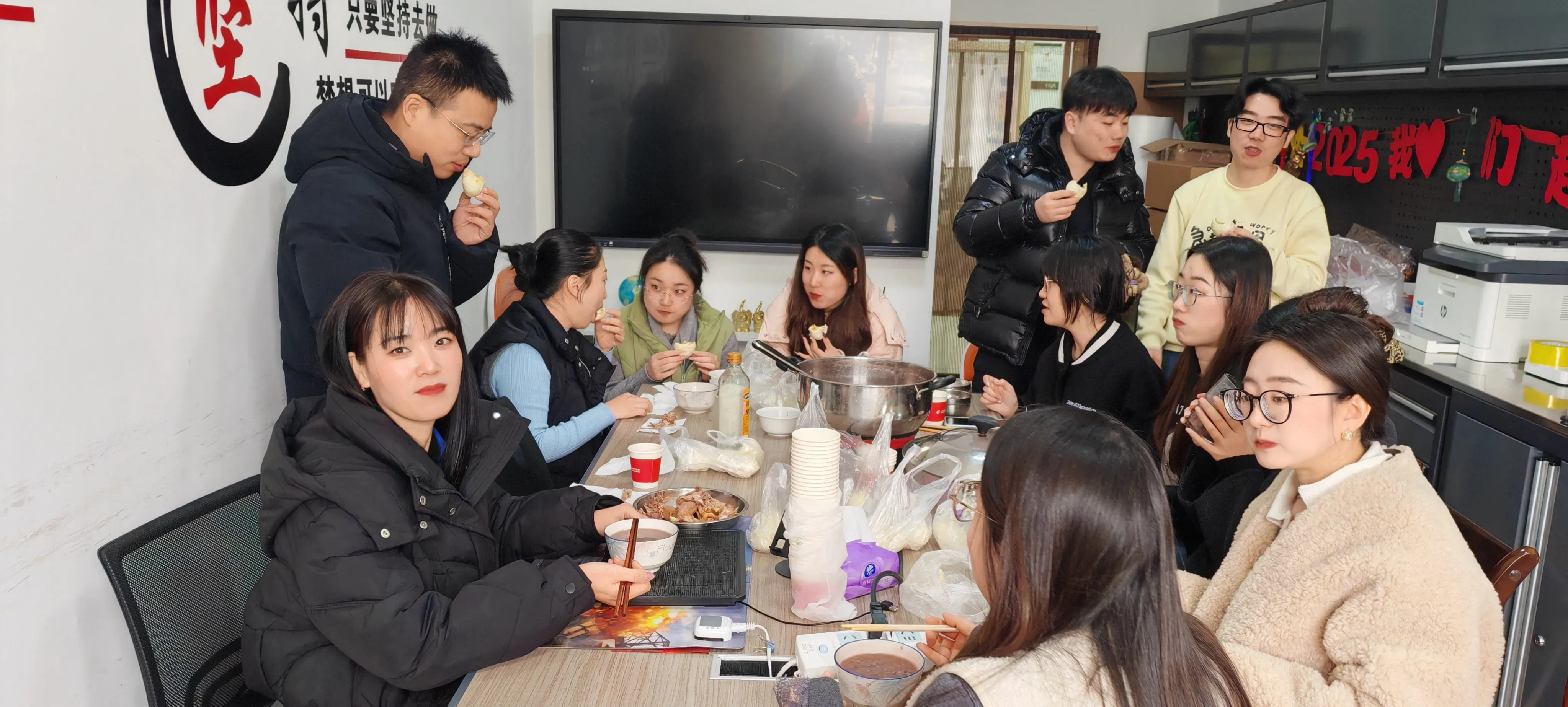 Oslava festivalu Laba v Haozhifeng