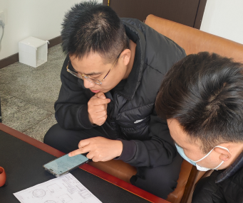 Technologický tím Hongzifeng opäť získal veľkú pochvalu od zákazníkov.