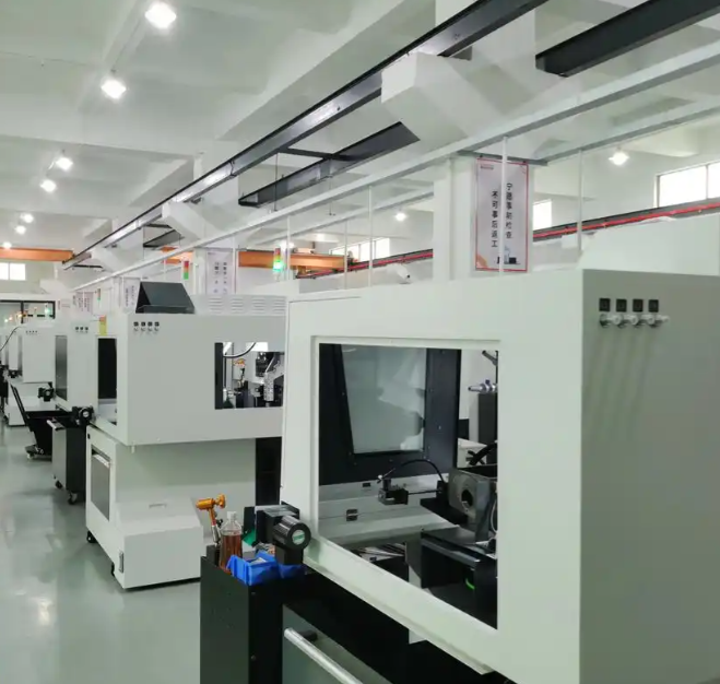 CNC obrábacie diely Al6061 od Haozhifeng Machinery sa hromadne dodávajú na trh EÚ so špičkovými zariadeniami